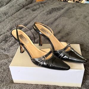 Isaac Mizrahi Black Slingback Heels